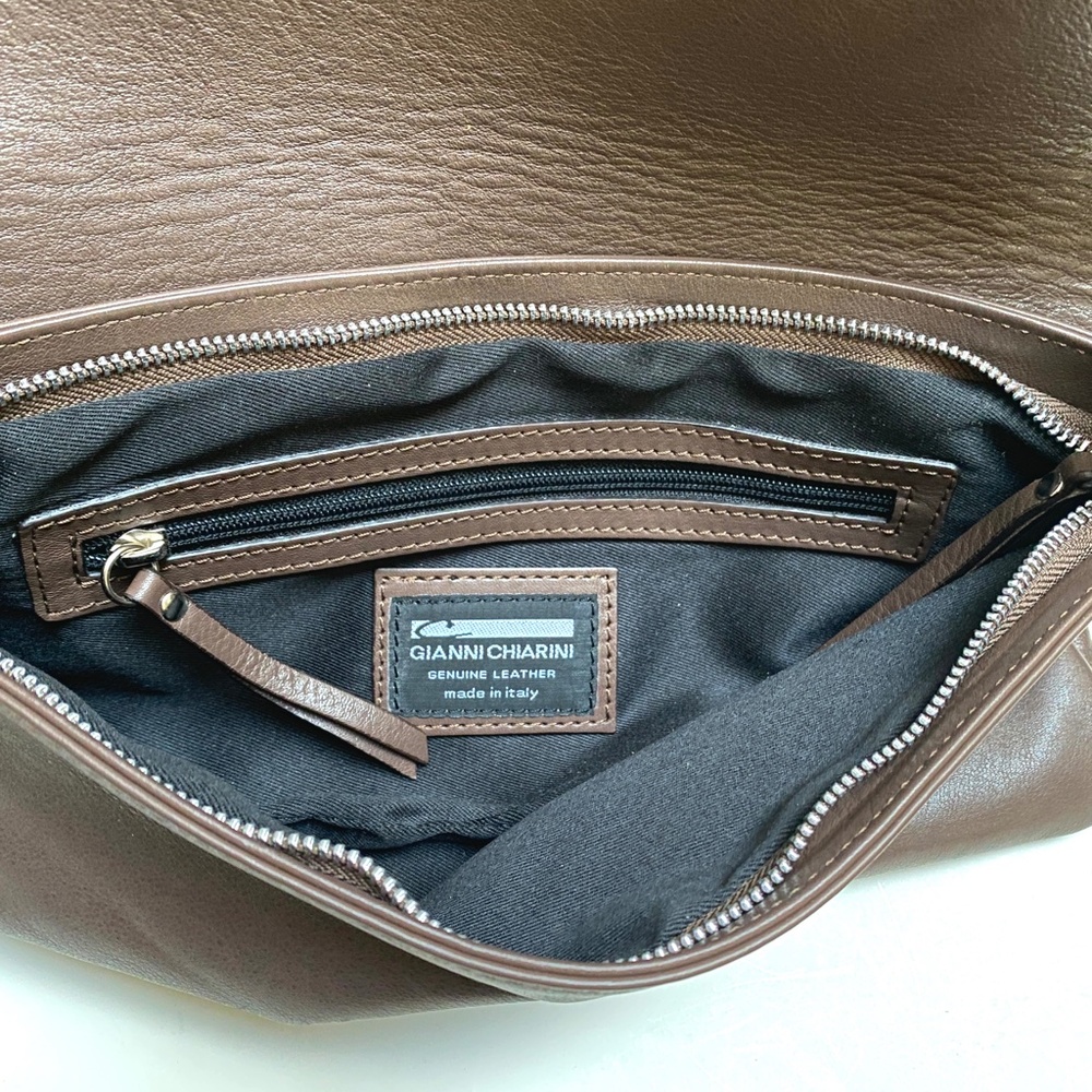 *Gianni Chiarini* Italian Made Leather Clutch - Picture 3 of 14
